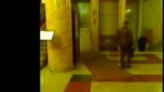 Удобный опасный лифт - смотреть видео (0:39)