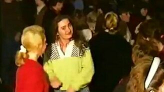 Дискотека 90-х - как это выглядело - смотреть видео (4:13)