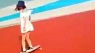 Грациозное катание на лонгборде - смотреть видео (0:26)