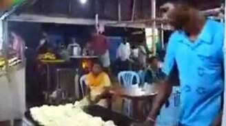 Летающие лепёшки - смотреть видео (0:25)