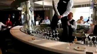 Мастерский розлив коктейлей - смотреть видео (0:59)