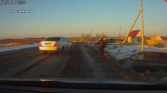 Дорожный боевик под смешную музыку - смотреть видео (0:41)