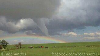 Рождение торнадо из радуги - смотреть видео (15:42)