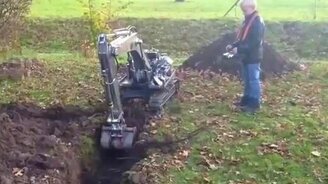 Игрушка-экскаватор - смотреть видео (3:51)