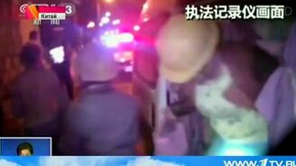 50 человек в 6-местном авто - смотреть видео (0:34)