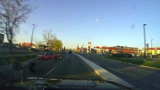 Неожиданная потеря задней оси - смотреть видео (0:42)