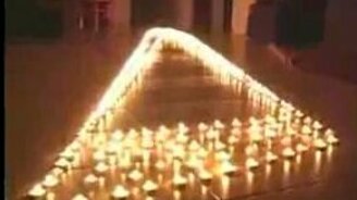 Иллюзия со свечами - смотреть видео (0:57)