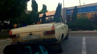 Москвич-кабриолет - смотреть видео (0:14)