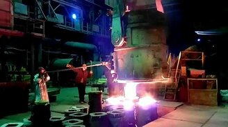 Так разливалась сталь! - смотреть видео (0:41)