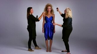 Столетняя история женской моды - смотреть видео (2:39)