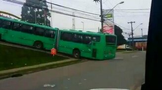Водитель жаждет попасть в МакДональдс - смотреть видео (1:15)