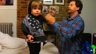 Забавные уроки самообороны - смотреть видео (2:31)