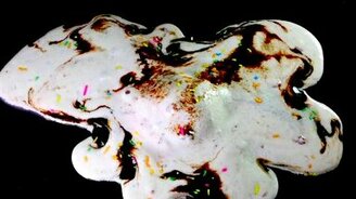 Мороженое тает... - смотреть видео (2:38)