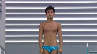 Провальные прыжки пловцов - смотреть видео (1:22)