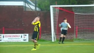 Неудачный удачный пенальти - смотреть видео (0:29)