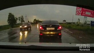 Молния совсем рядом! - смотреть видео (0:16)