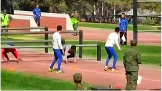 Соревнования солдат в Чили - смотреть видео (1:50)