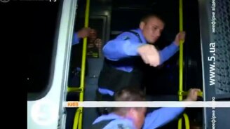 Прикольные короткие курьёзы с озвучкой - смотреть видео (6:11)