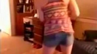 Внезапный женский танец - смотреть видео (0:19)