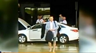 Там бордюр, бордюр! - смотреть видео (0:16)