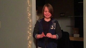 Ловкость девчачьих рук - смотреть видео (0:44)