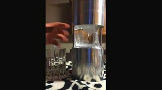 Забавный пресс для льда - смотреть видео (1:45)