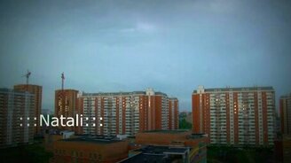 Удар молнии в стрелу крана - смотреть видео (1:11)