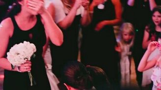 Предложение на свадьбе - смотреть видео (3:01)