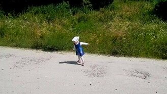 С песней по жизни - смотреть видео (1:02)