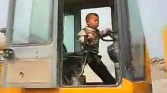 Китайский экскаваторщик - смотреть видео (4:53)