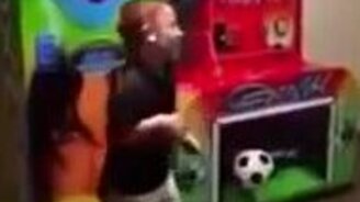 Удар любой ценой - смотреть видео (0:20)