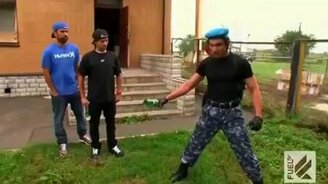 Американцы бьют головы за спецназ - смотреть видео (3:16)