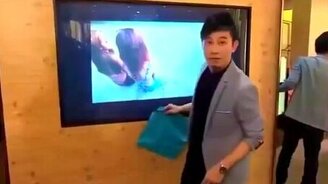 Чудо-фокус с плоским телеком - смотреть видео (0:43)