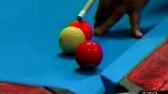 Чёткий удар бильярдиста - смотреть видео (1:10)