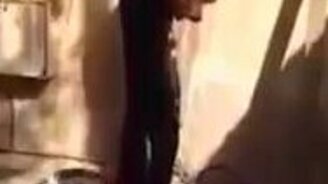 Напугал электрика - смотреть видео (0:15)