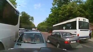 Наглая езда по встречке - смотреть видео (1:42)