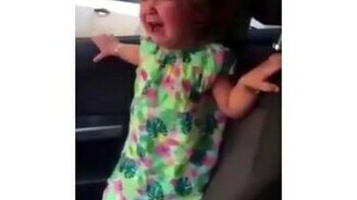 Женщина, успокойся! - смотреть видео (0:15)