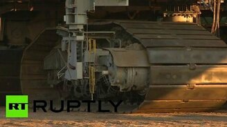 Экскаватор-гигант - смотреть видео (1:00)