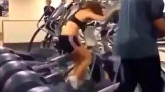 Когда очень хочется похудеть... - смотреть видео (0:09)