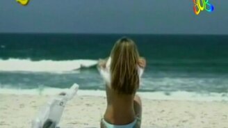 Как стесняются девушки - смотреть видео (0:36)