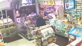 Продавец супермен - смотреть видео (0:25)