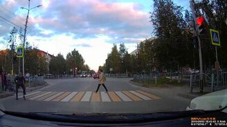 Смелый пешеход-танцор - смотреть видео (0:40)