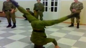 Безумная и непобедимая армия - смотреть видео (1:18)