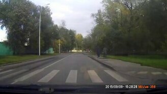 А поворота я и не приметил - смотреть видео (0:22)