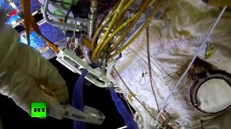 Наши в открытом космосе - смотреть видео (3:38)