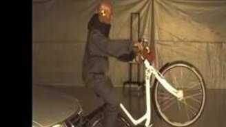 Подушка безопасности велосипедиста - смотреть видео (4:40)