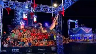 Цепкий скалолаз на спортивном шоу - смотреть видео (6:26)