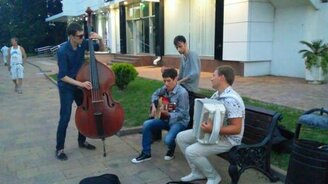 Перепели песню Человек и кошка - смотреть видео (3:31)