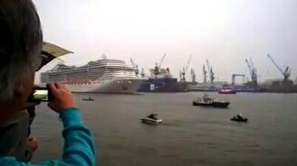 Как поёт круизный лайнер - смотреть видео (2:29)