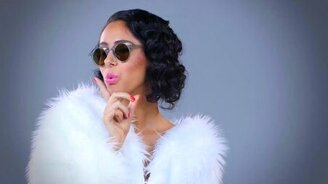 История столетней моды на женские очки - смотреть видео (2:11)